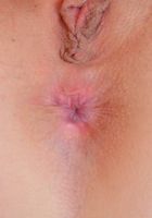 Alison spreads her sweet pink, Alison De Vore (ali114) ATK Petites: Alison De Vore (Alison spreads her sweet pink)
