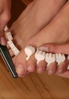 Naughty amateur Ella teases with her toes in this foot fetish set, Ella (ell012) ATK Archives: Ella (Naughty amateur Ella teases with her toes in this foot fetish set)