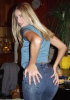 Lyudmila in candid, Lyudmila (lyu003) ATK Premium: Lyudmila (Lyudmila in candid)